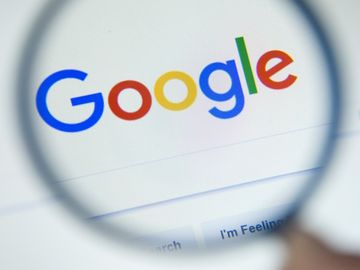  alt="European regulators charge Google with breaching antitrust laws"  title="European regulators charge Google with breaching antitrust laws" 